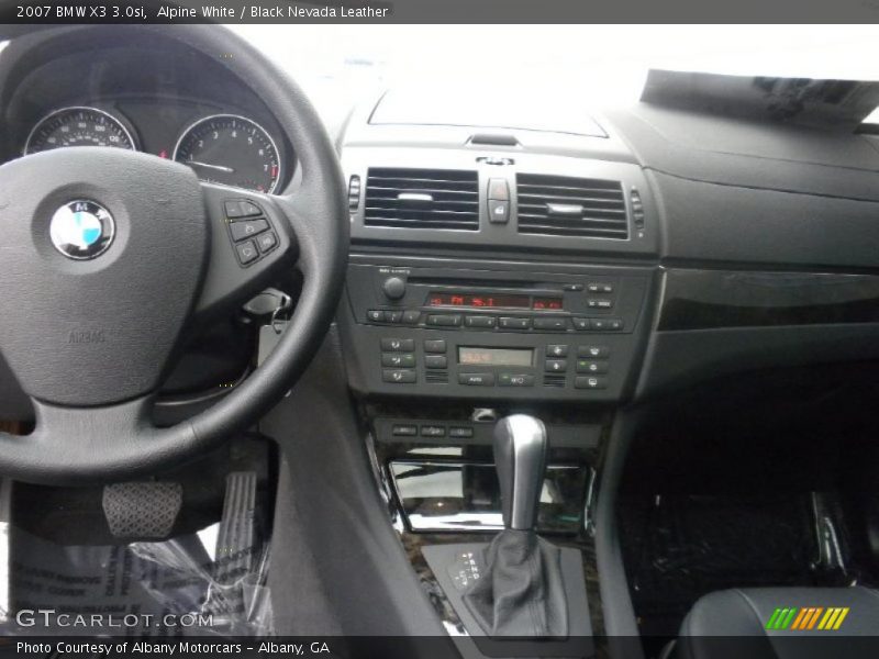 Alpine White / Black Nevada Leather 2007 BMW X3 3.0si