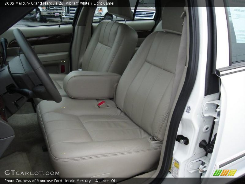 Vibrant White / Light Camel 2009 Mercury Grand Marquis LS