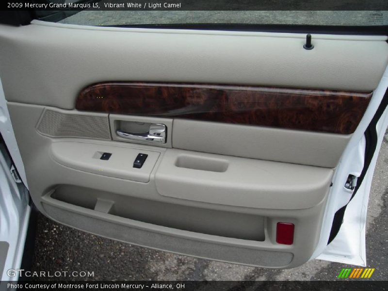 Vibrant White / Light Camel 2009 Mercury Grand Marquis LS