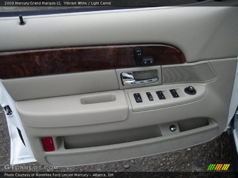 Vibrant White / Light Camel 2009 Mercury Grand Marquis LS