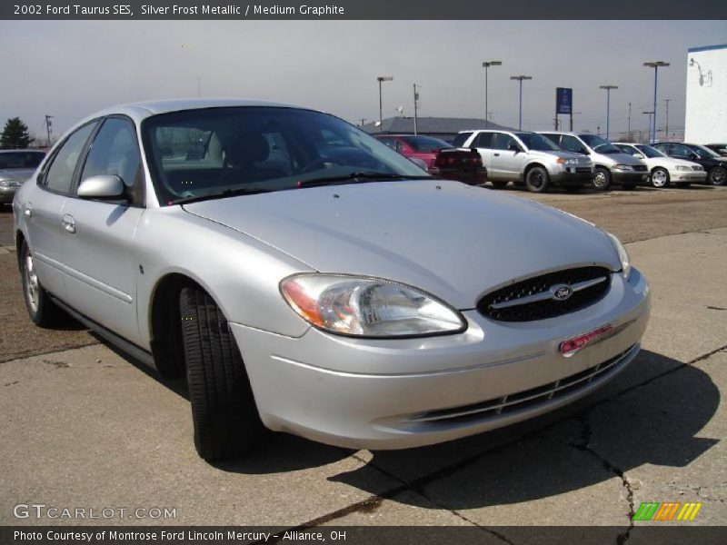 Silver Frost Metallic / Medium Graphite 2002 Ford Taurus SES