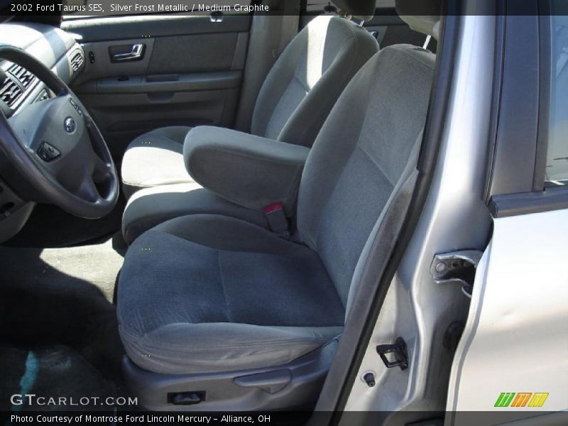 Silver Frost Metallic / Medium Graphite 2002 Ford Taurus SES