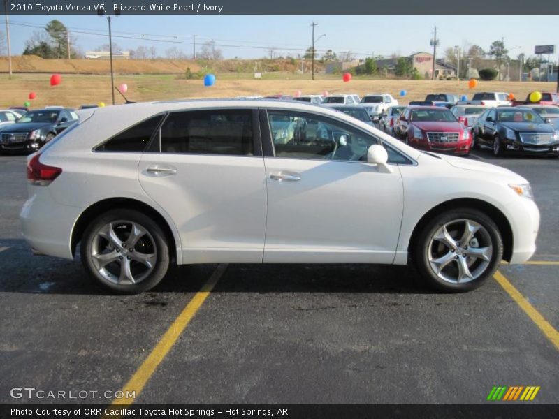 Blizzard White Pearl / Ivory 2010 Toyota Venza V6