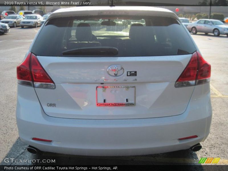 Blizzard White Pearl / Ivory 2010 Toyota Venza V6