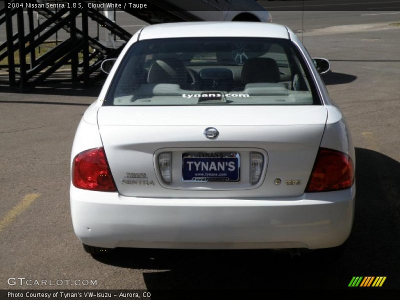 Cloud White / Taupe 2004 Nissan Sentra 1.8 S