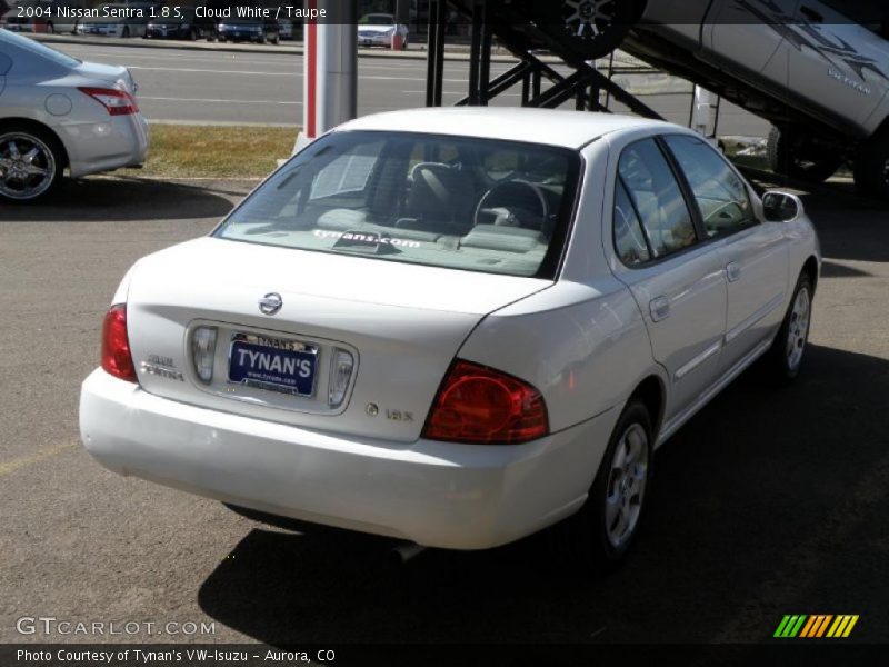 Cloud White / Taupe 2004 Nissan Sentra 1.8 S