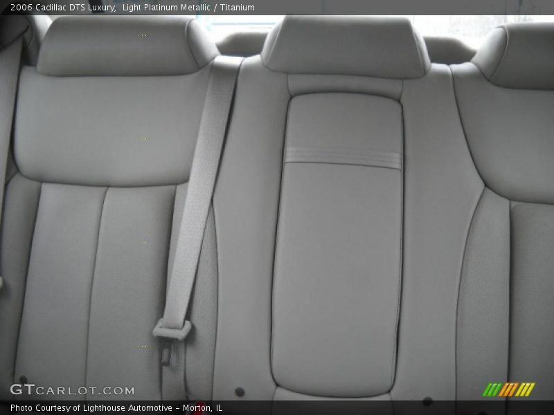 Light Platinum Metallic / Titanium 2006 Cadillac DTS Luxury
