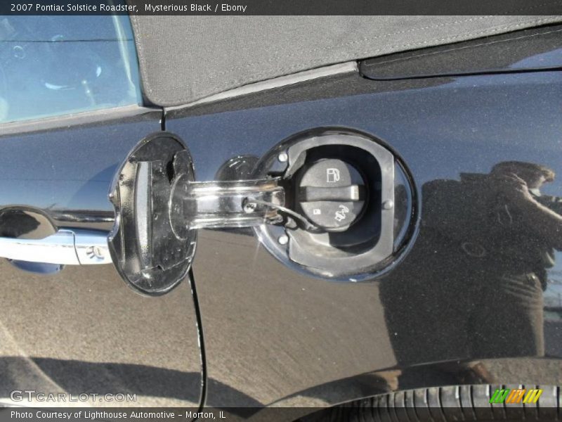 Mysterious Black / Ebony 2007 Pontiac Solstice Roadster