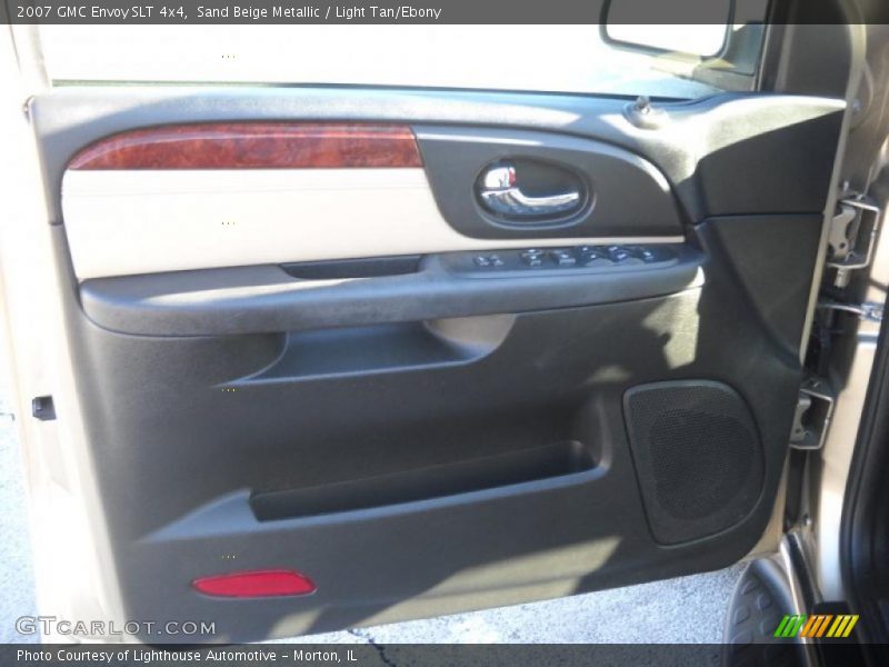 Sand Beige Metallic / Light Tan/Ebony 2007 GMC Envoy SLT 4x4