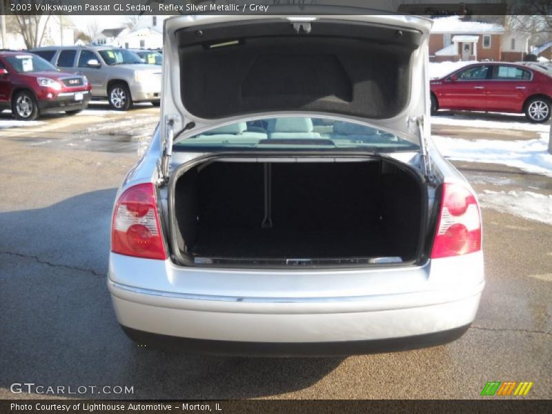 Reflex Silver Metallic / Grey 2003 Volkswagen Passat GL Sedan