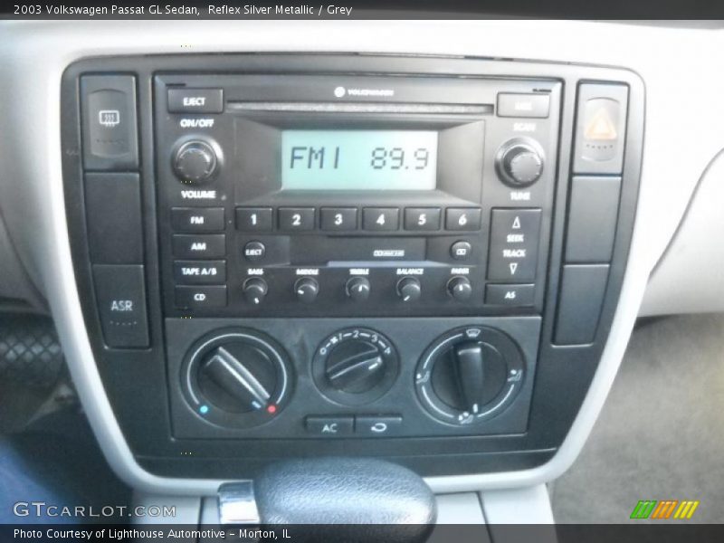 Reflex Silver Metallic / Grey 2003 Volkswagen Passat GL Sedan