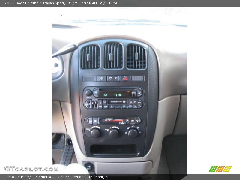 Bright Silver Metallic / Taupe 2003 Dodge Grand Caravan Sport