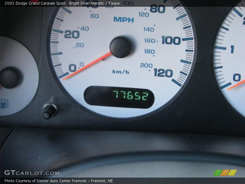 Bright Silver Metallic / Taupe 2003 Dodge Grand Caravan Sport