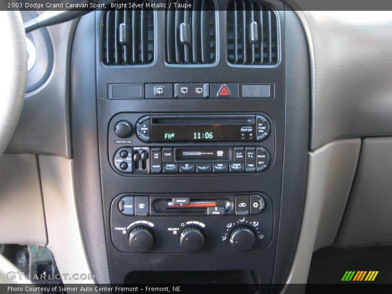 Bright Silver Metallic / Taupe 2003 Dodge Grand Caravan Sport