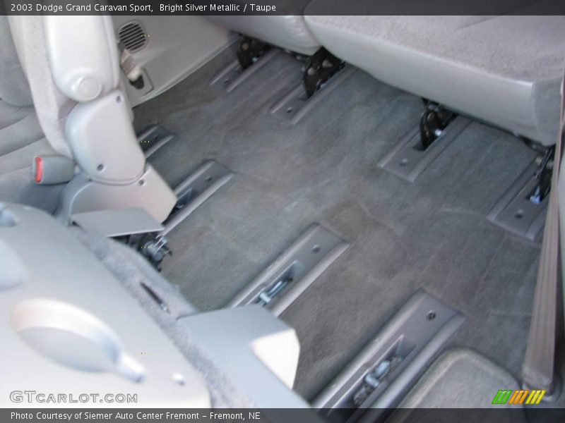Bright Silver Metallic / Taupe 2003 Dodge Grand Caravan Sport