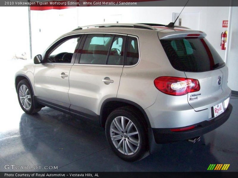White Gold Metallic / Sandstone 2010 Volkswagen Tiguan Wolfsburg Edition