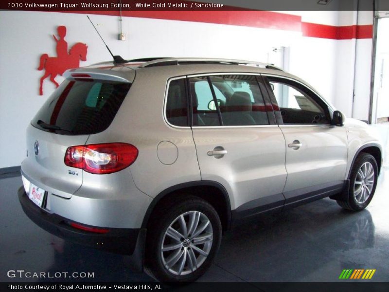 White Gold Metallic / Sandstone 2010 Volkswagen Tiguan Wolfsburg Edition