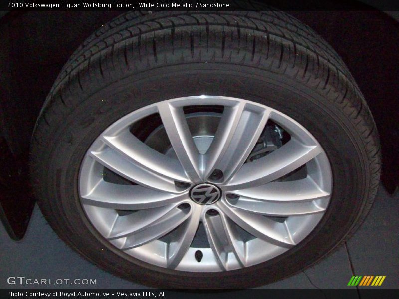 White Gold Metallic / Sandstone 2010 Volkswagen Tiguan Wolfsburg Edition