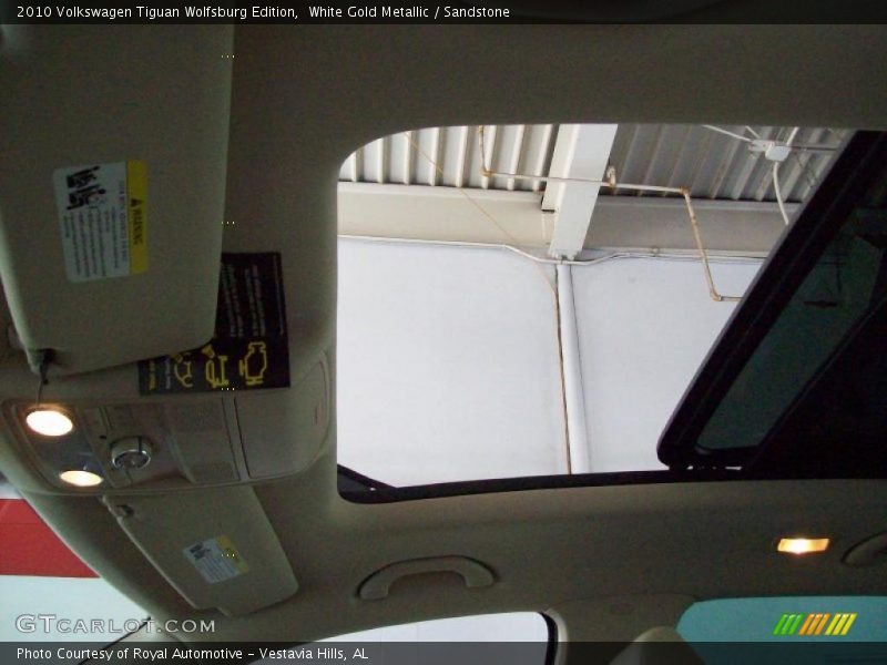 White Gold Metallic / Sandstone 2010 Volkswagen Tiguan Wolfsburg Edition