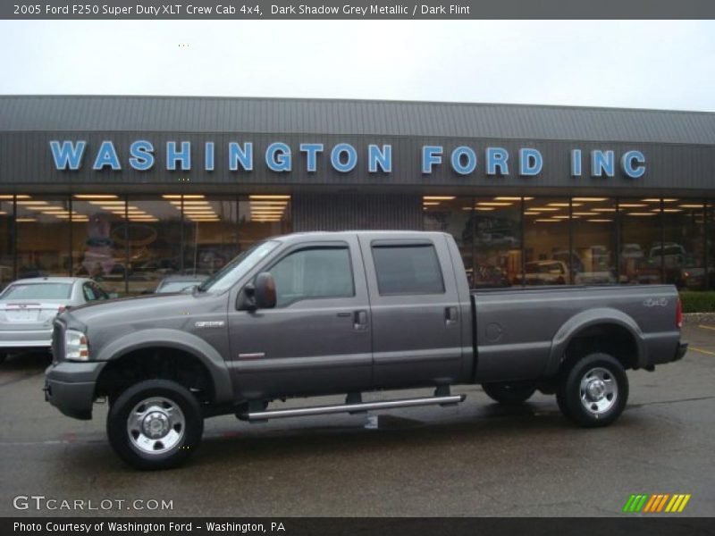 Dark Shadow Grey Metallic / Dark Flint 2005 Ford F250 Super Duty XLT Crew Cab 4x4