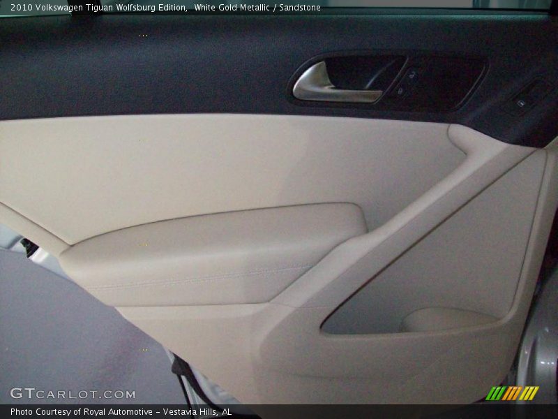 White Gold Metallic / Sandstone 2010 Volkswagen Tiguan Wolfsburg Edition