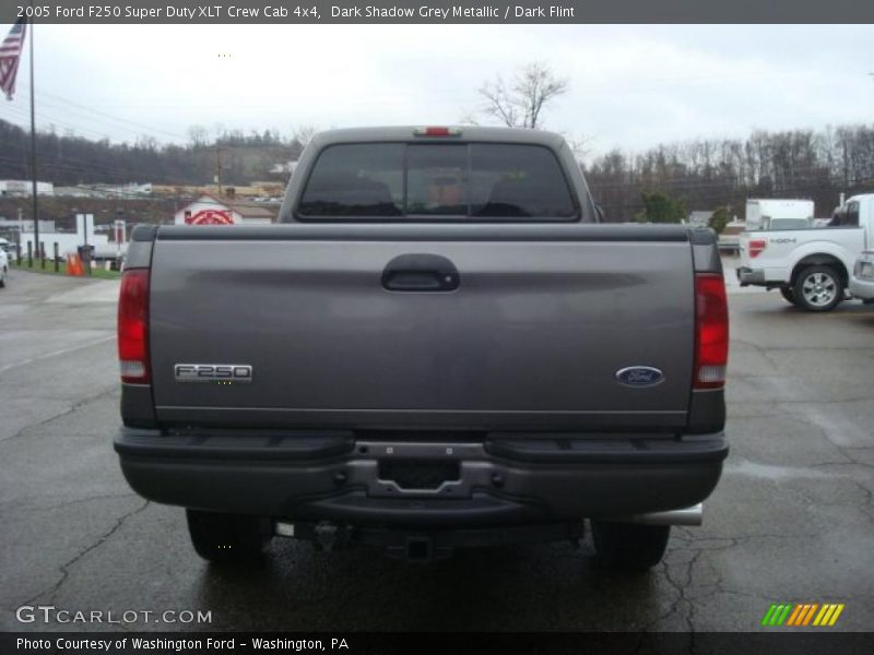 Dark Shadow Grey Metallic / Dark Flint 2005 Ford F250 Super Duty XLT Crew Cab 4x4