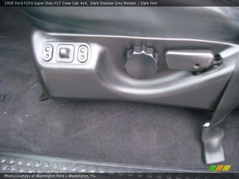 Dark Shadow Grey Metallic / Dark Flint 2005 Ford F250 Super Duty XLT Crew Cab 4x4