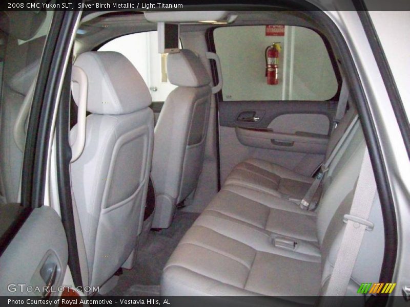 Silver Birch Metallic / Light Titanium 2008 GMC Yukon SLT