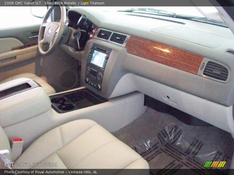 Silver Birch Metallic / Light Titanium 2008 GMC Yukon SLT