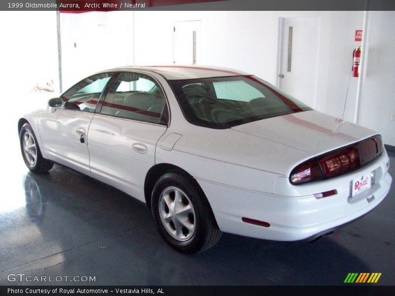 Arctic White / Neutral 1999 Oldsmobile Aurora