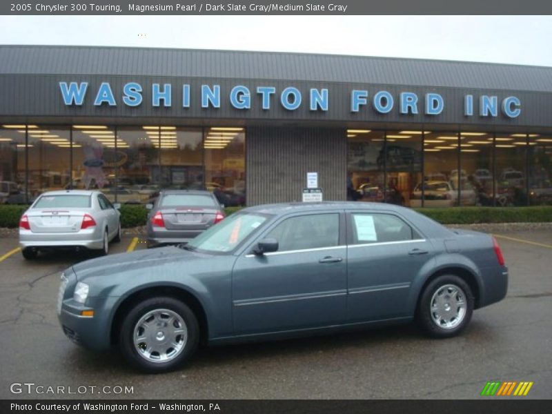 Magnesium Pearl / Dark Slate Gray/Medium Slate Gray 2005 Chrysler 300 Touring