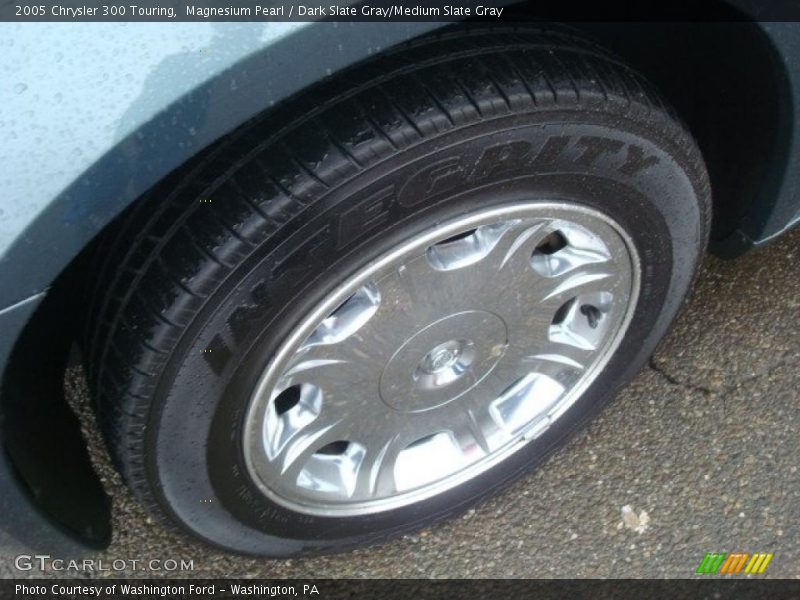 Magnesium Pearl / Dark Slate Gray/Medium Slate Gray 2005 Chrysler 300 Touring