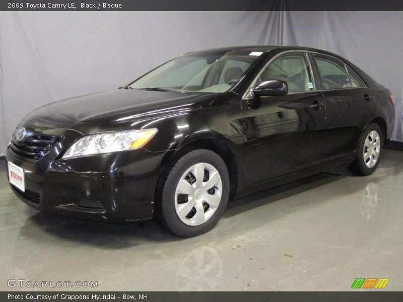 Black / Bisque 2009 Toyota Camry LE