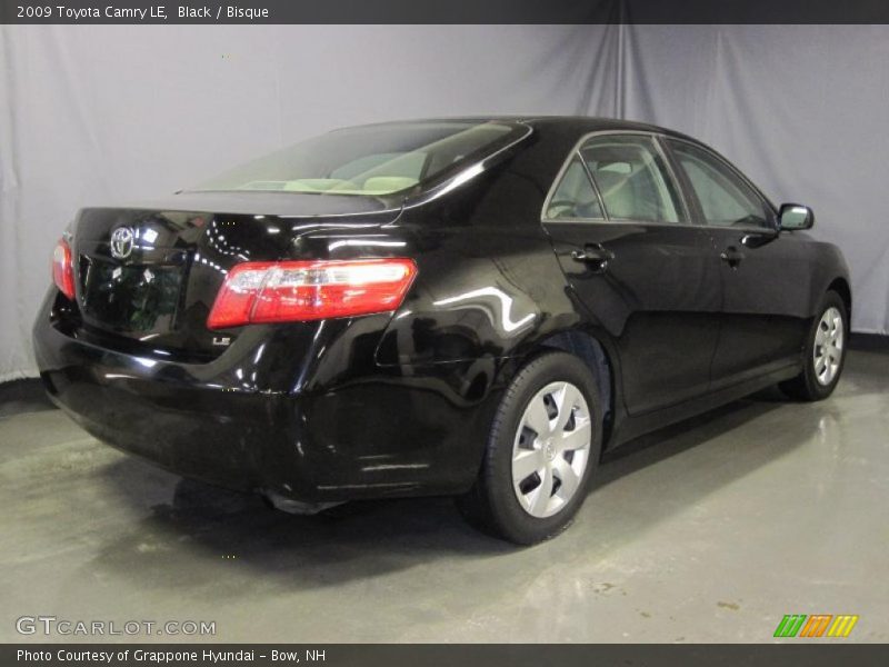 Black / Bisque 2009 Toyota Camry LE