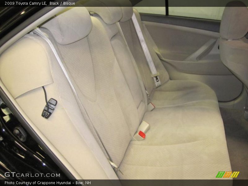 Black / Bisque 2009 Toyota Camry LE