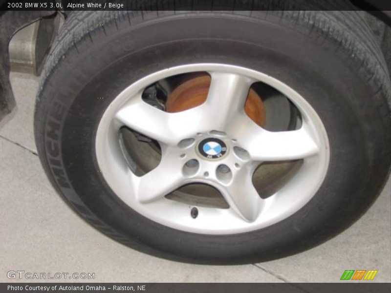 Alpine White / Beige 2002 BMW X5 3.0i