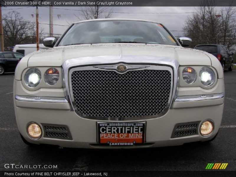 Cool Vanilla / Dark Slate Gray/Light Graystone 2006 Chrysler 300 C HEMI