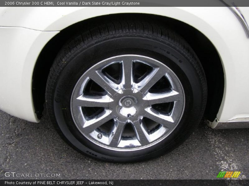 Cool Vanilla / Dark Slate Gray/Light Graystone 2006 Chrysler 300 C HEMI