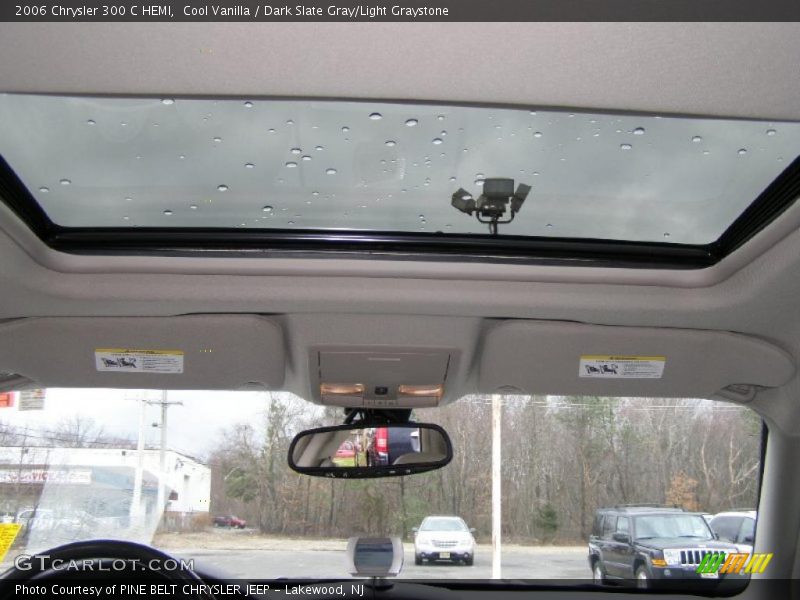 Cool Vanilla / Dark Slate Gray/Light Graystone 2006 Chrysler 300 C HEMI