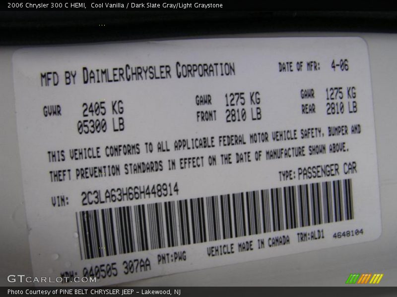 Cool Vanilla / Dark Slate Gray/Light Graystone 2006 Chrysler 300 C HEMI