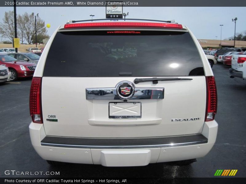 White Diamond / Cashmere/Cocoa 2010 Cadillac Escalade Premium AWD