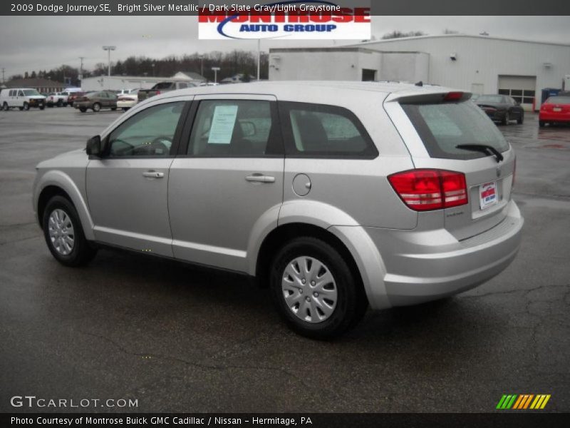 Bright Silver Metallic / Dark Slate Gray/Light Graystone 2009 Dodge Journey SE