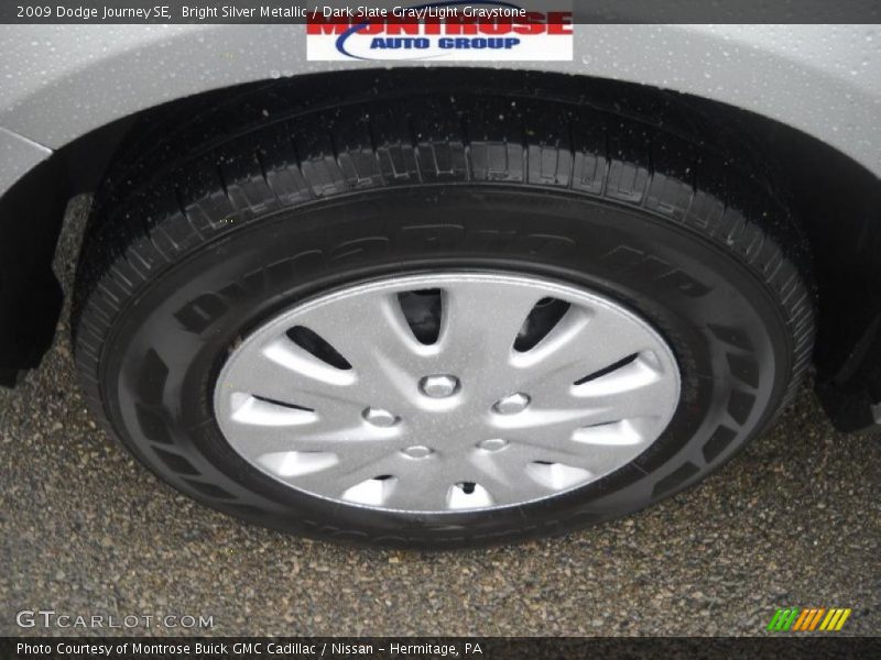 Bright Silver Metallic / Dark Slate Gray/Light Graystone 2009 Dodge Journey SE