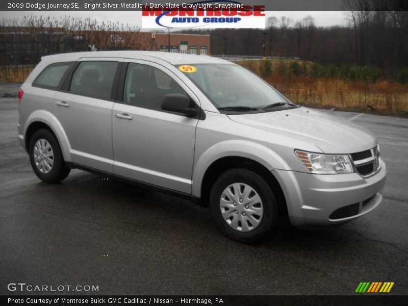 Bright Silver Metallic / Dark Slate Gray/Light Graystone 2009 Dodge Journey SE