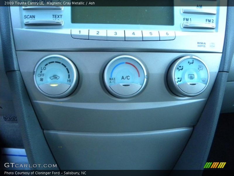 Magnetic Gray Metallic / Ash 2009 Toyota Camry LE