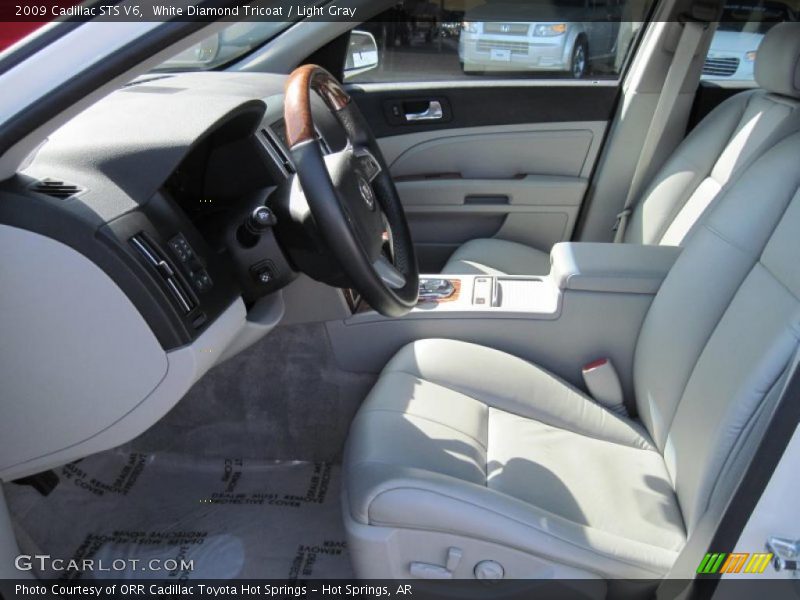 White Diamond Tricoat / Light Gray 2009 Cadillac STS V6