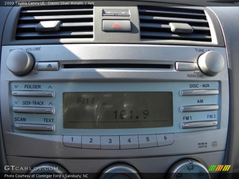 Classic Silver Metallic / Ash 2009 Toyota Camry LE