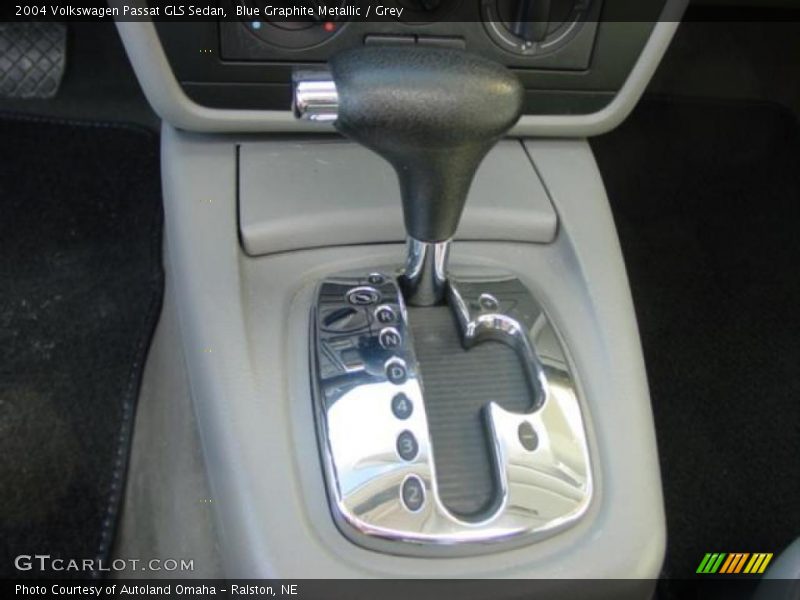 Blue Graphite Metallic / Grey 2004 Volkswagen Passat GLS Sedan