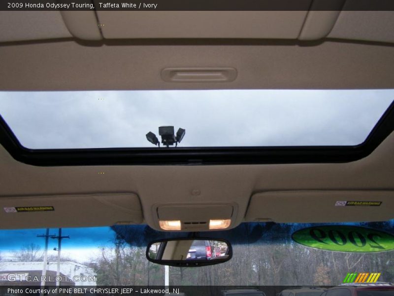 Taffeta White / Ivory 2009 Honda Odyssey Touring