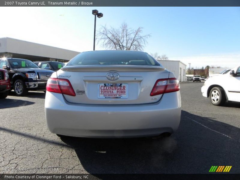 Titanium Metallic / Bisque 2007 Toyota Camry LE